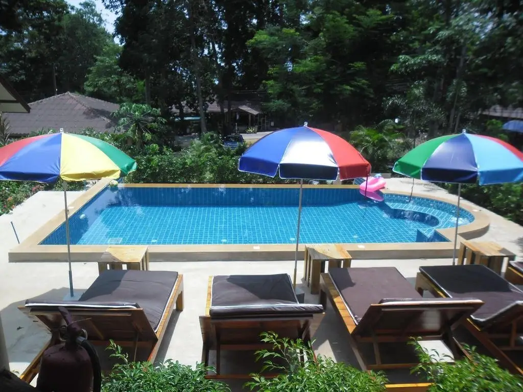 Ко Чанг: Baansanook Bungalows & Pool