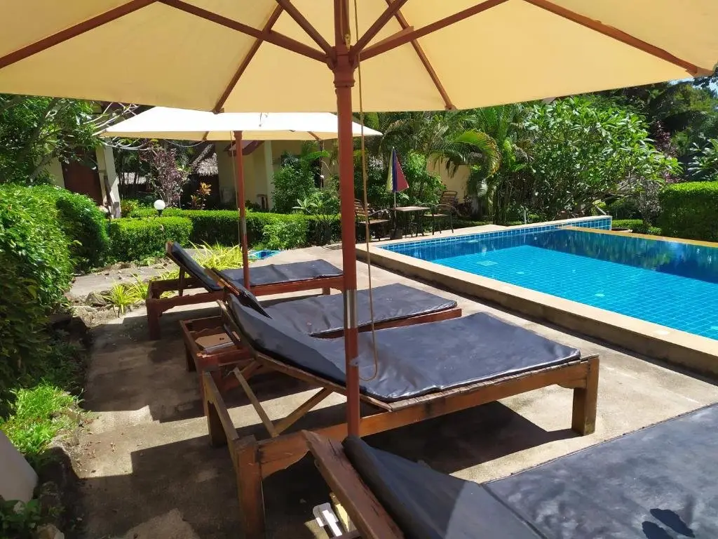 Baansanook Bungalows & Pool — фото 1