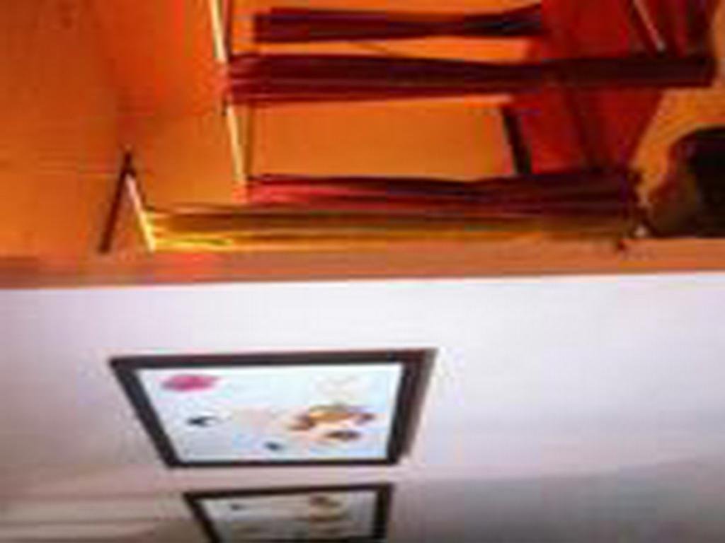 Бангкок: Queen Suriya's Hostel