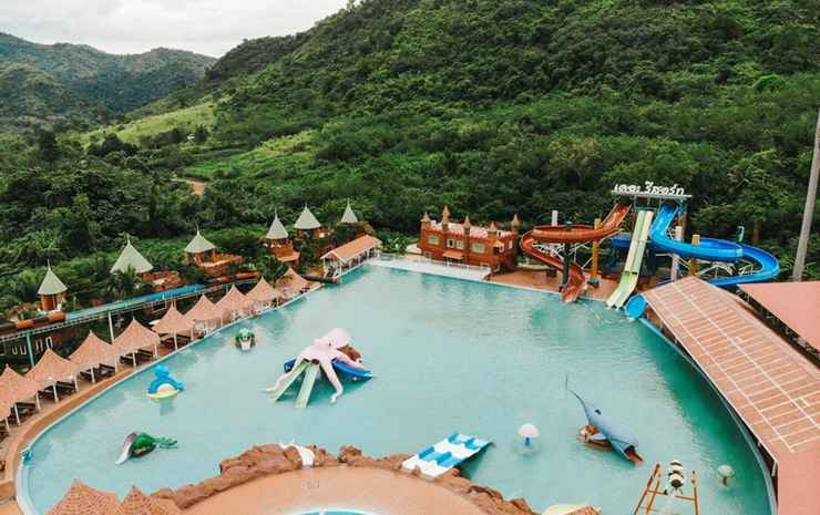 Дан-Макхам-Тиа: The Resort at Suanphueng