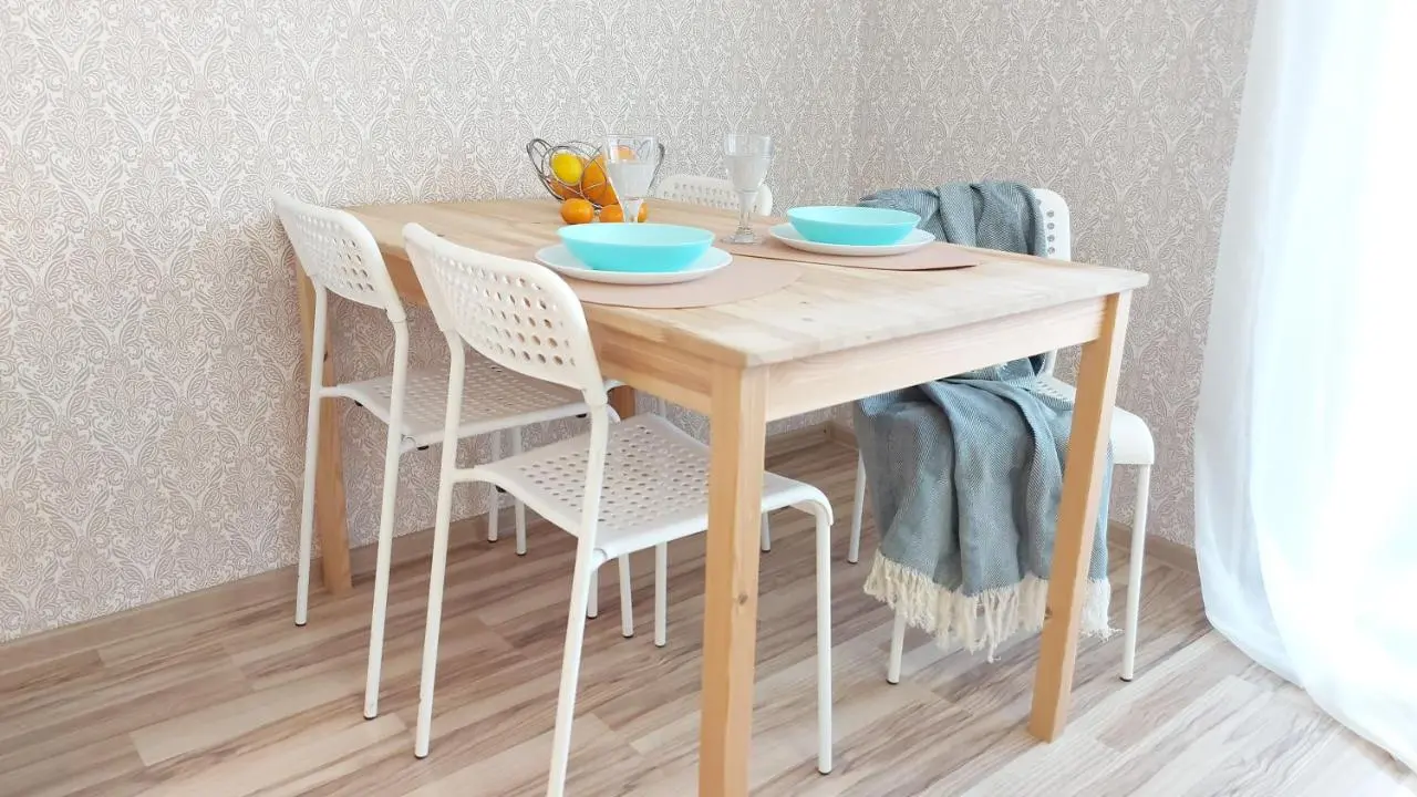 Омск: Nikhouse apartment Izumrud