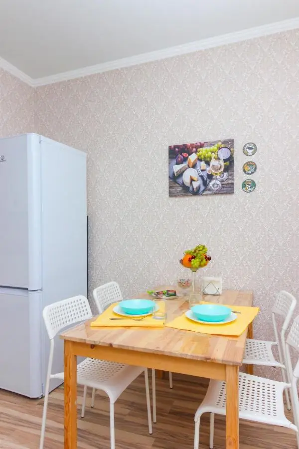 Омск: Nikhouse apartment Izumrud