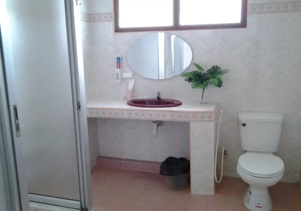 Паттайя: At.Center Guest House & Motorbike For Rent