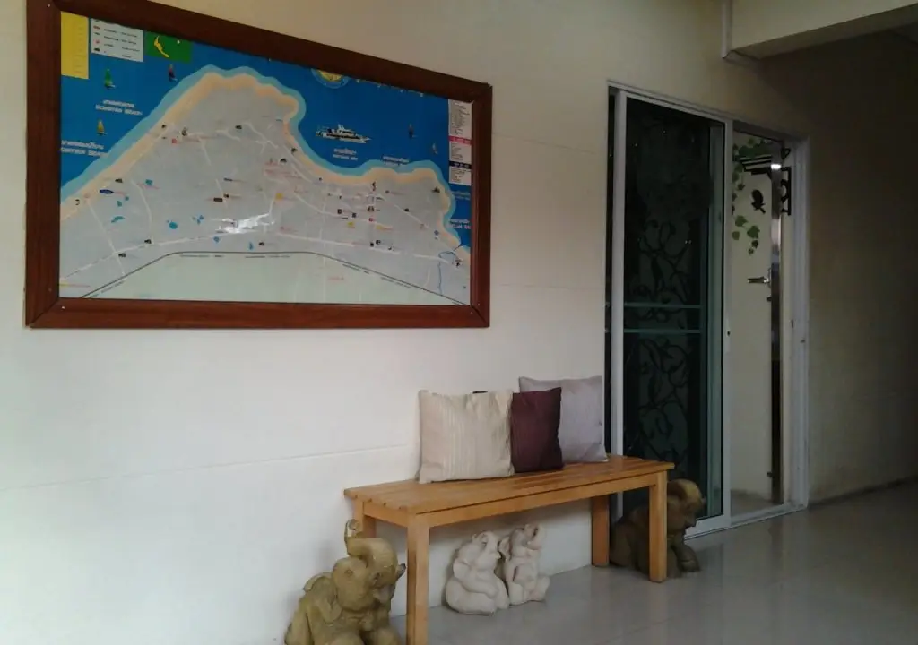 Паттайя: At.Center Guest House & Motorbike For Rent