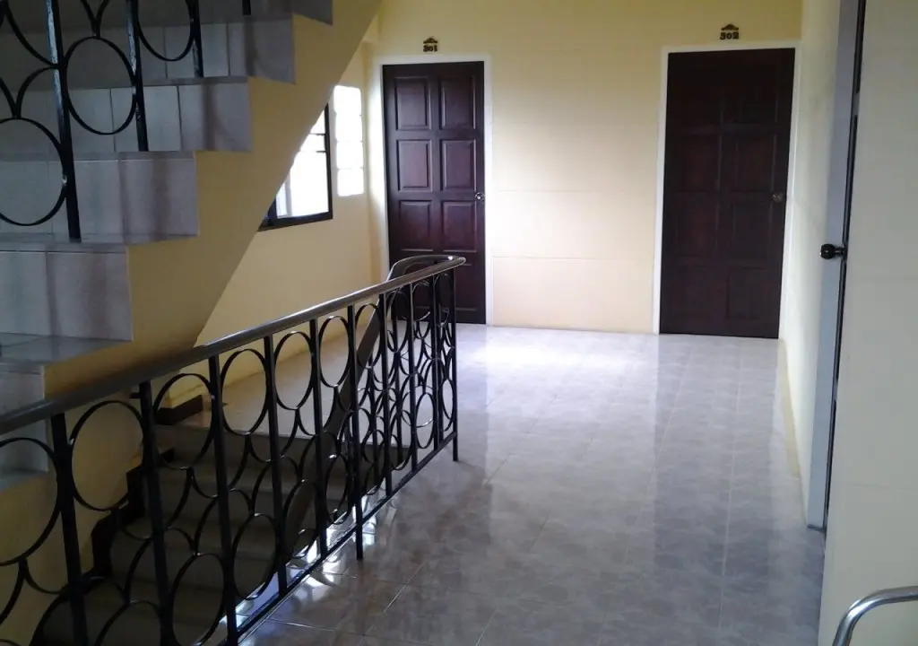 Паттайя: At.Center Guest House & Motorbike For Rent
