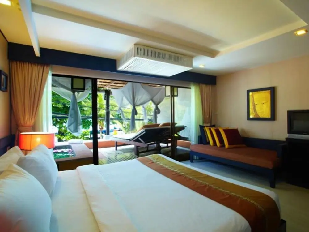 Паттайя: Room Terrace Hostel