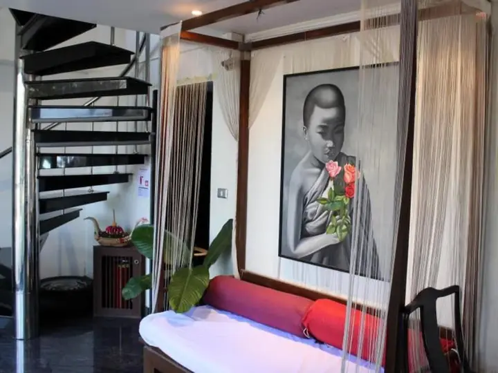 Паттайя: Room Terrace Hostel