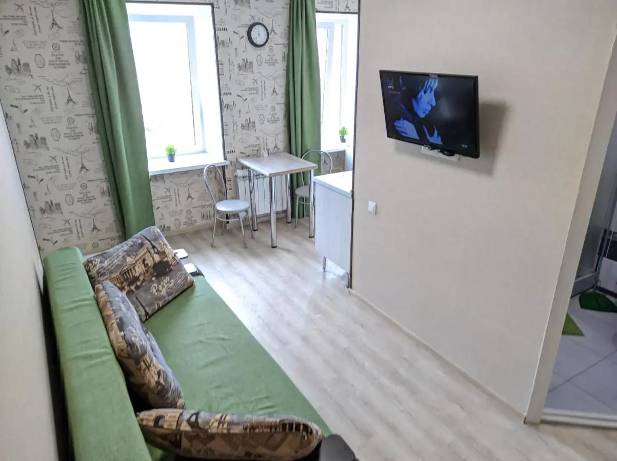 Омск: КАСКAД аpartment na Karla Marksa 2-х комнатная квартира