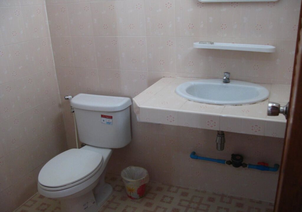 Кату: G&B Guesthouse