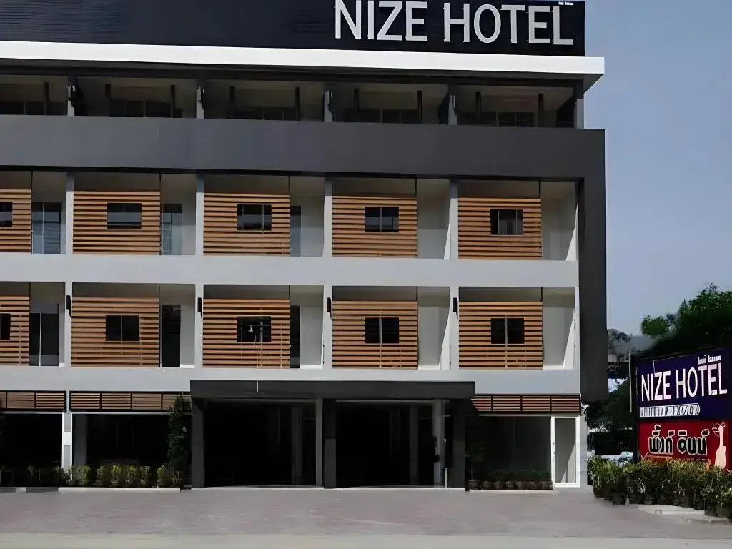 Муанг: Nize Hotel