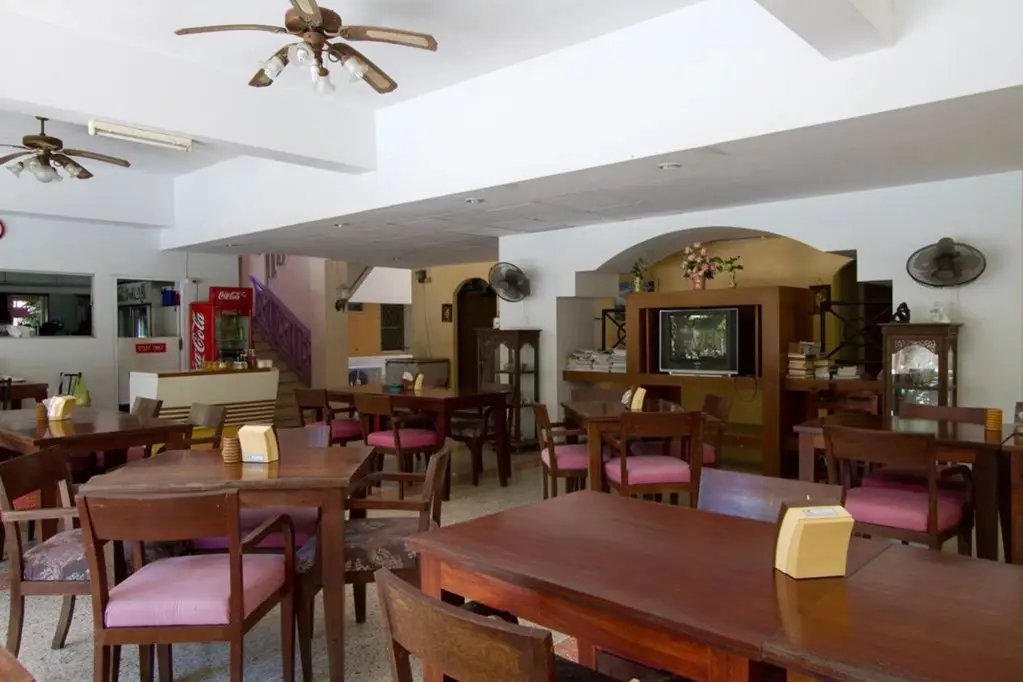 Паттайя: Sawasdee Place Hotel