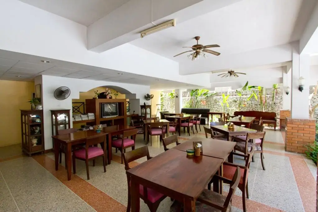 Паттайя: Sawasdee Place Hotel