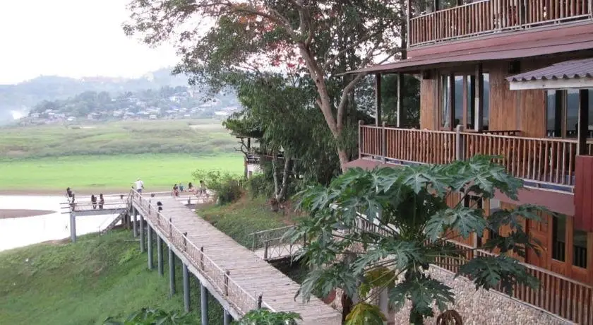 Сангкхла Бури: Ponnatee Resort
