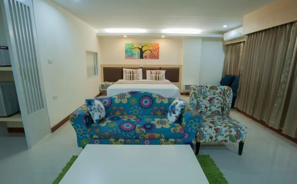 Кхлонг-Луанг: Tara Grand Hotel