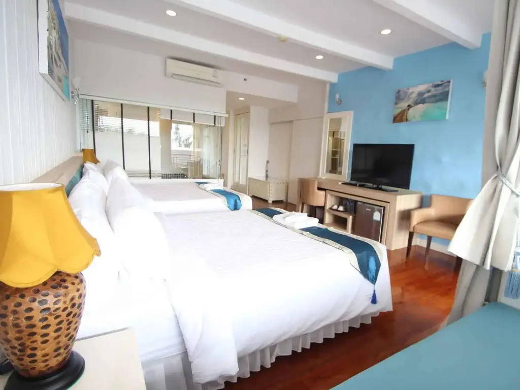 Чакпхонг: Sea Nature Rayong Resort and Hotel