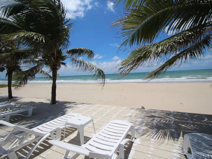Чакпхонг: Sea Nature Rayong Resort and Hotel