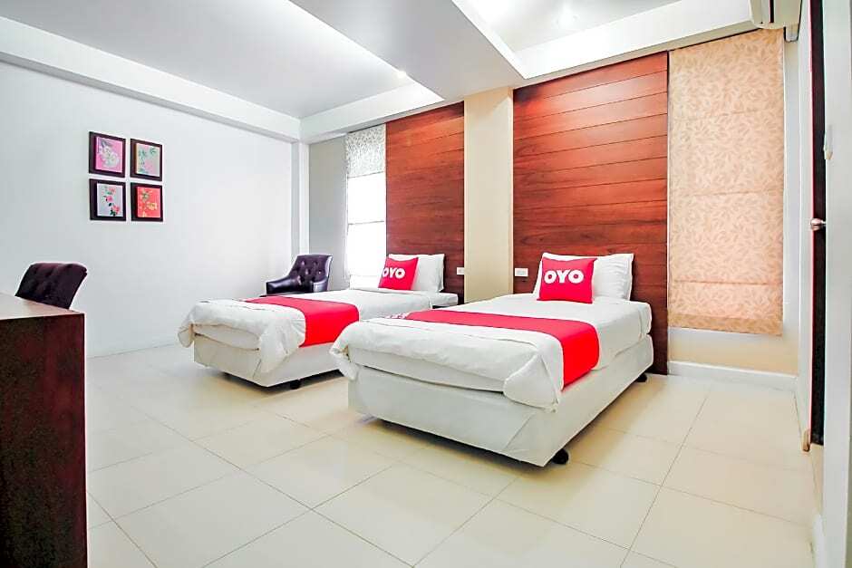 Бангкок: Baan Udom Hostel