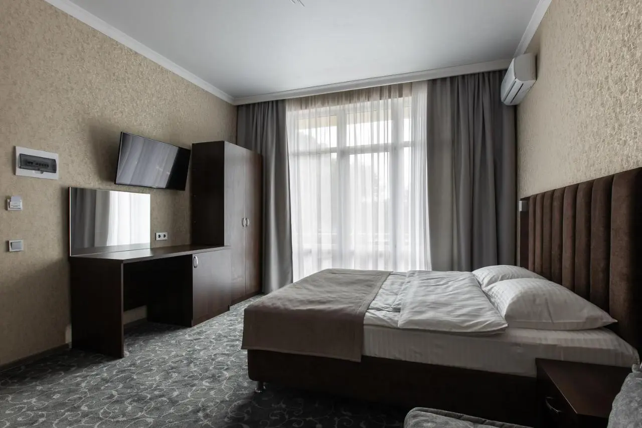 Ольгинка: Family Hotel