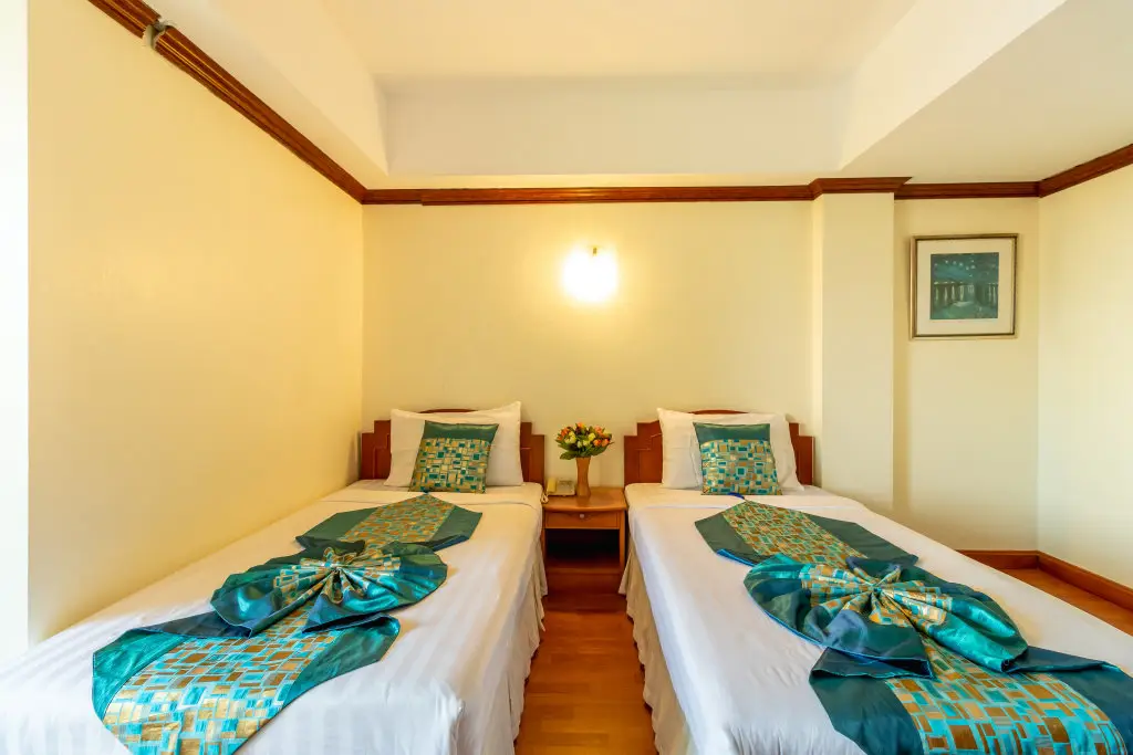 Хуахин: Chomsin Hua Hin