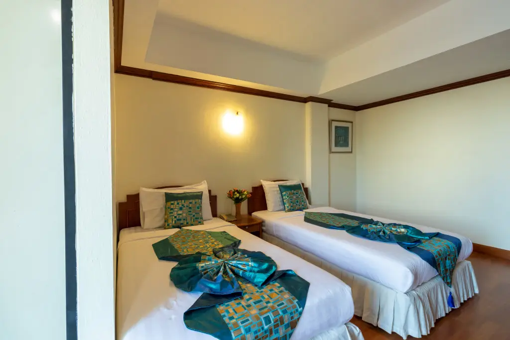Хуахин: Chomsin Hua Hin