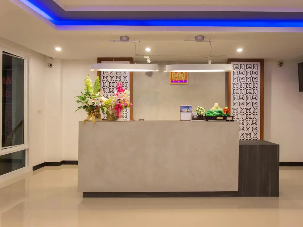 Krabi Inn And Omm Hotel — фото 1
