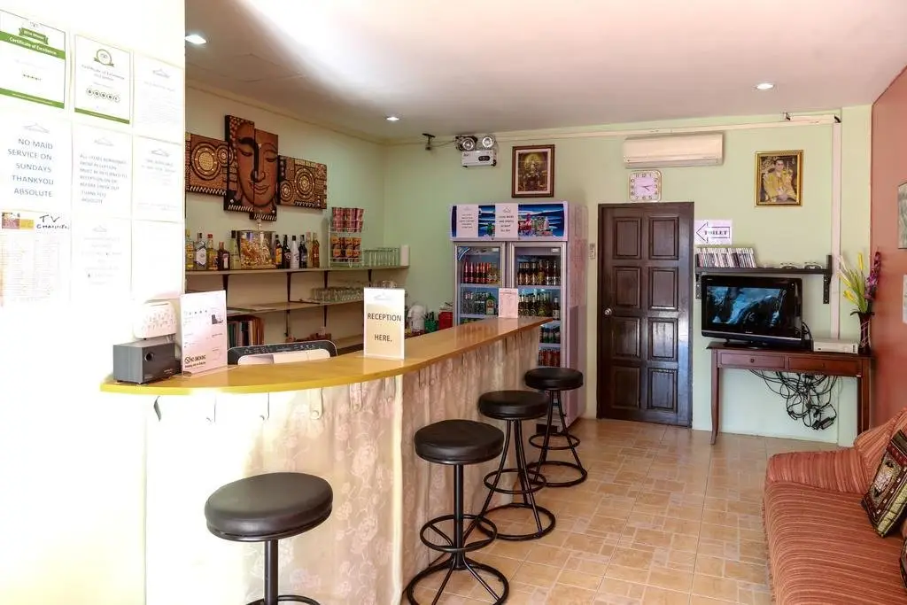 Кату: Absolute Guesthouse Phuket