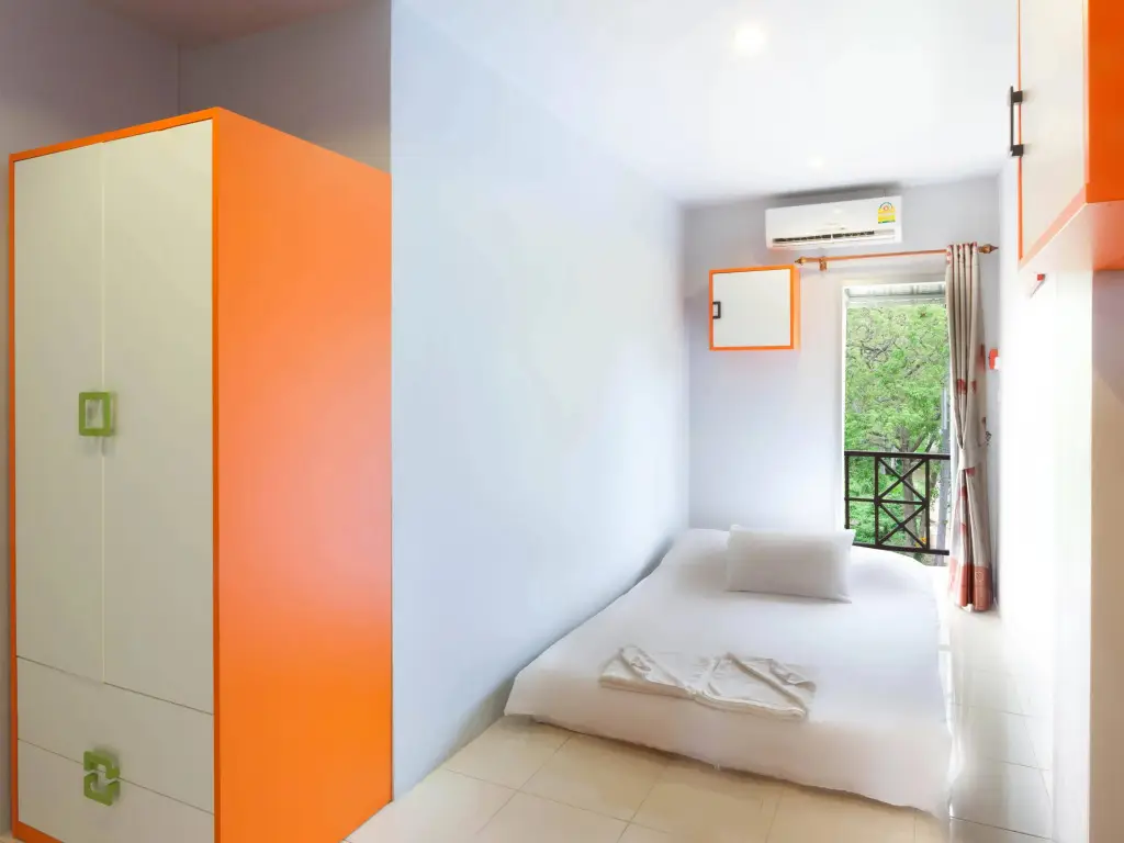 Муанг: Luna Guesthouse and Travel