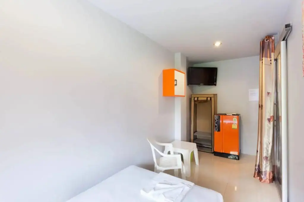 Муанг: Luna Guesthouse and Travel