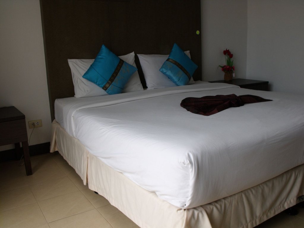 Кату: BGW Phuket