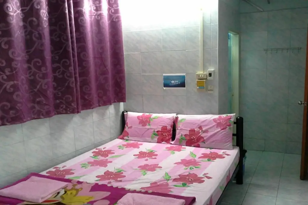 Бангкок: New Central Guesthouse