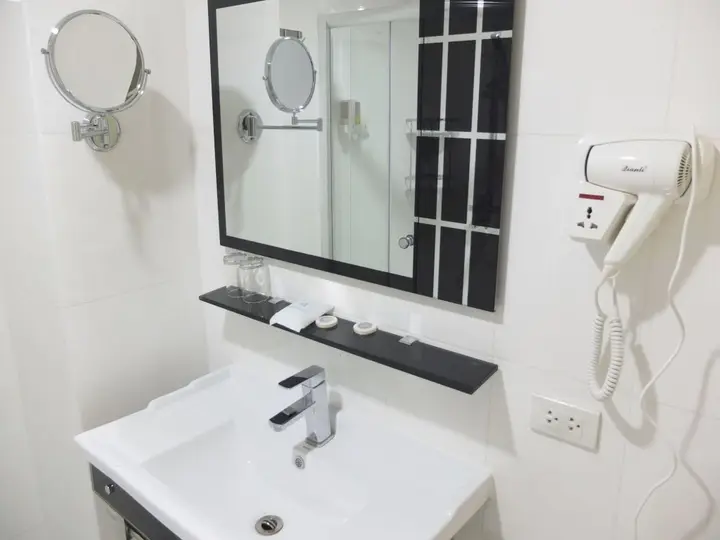 Паттайя: Chaplin Inn