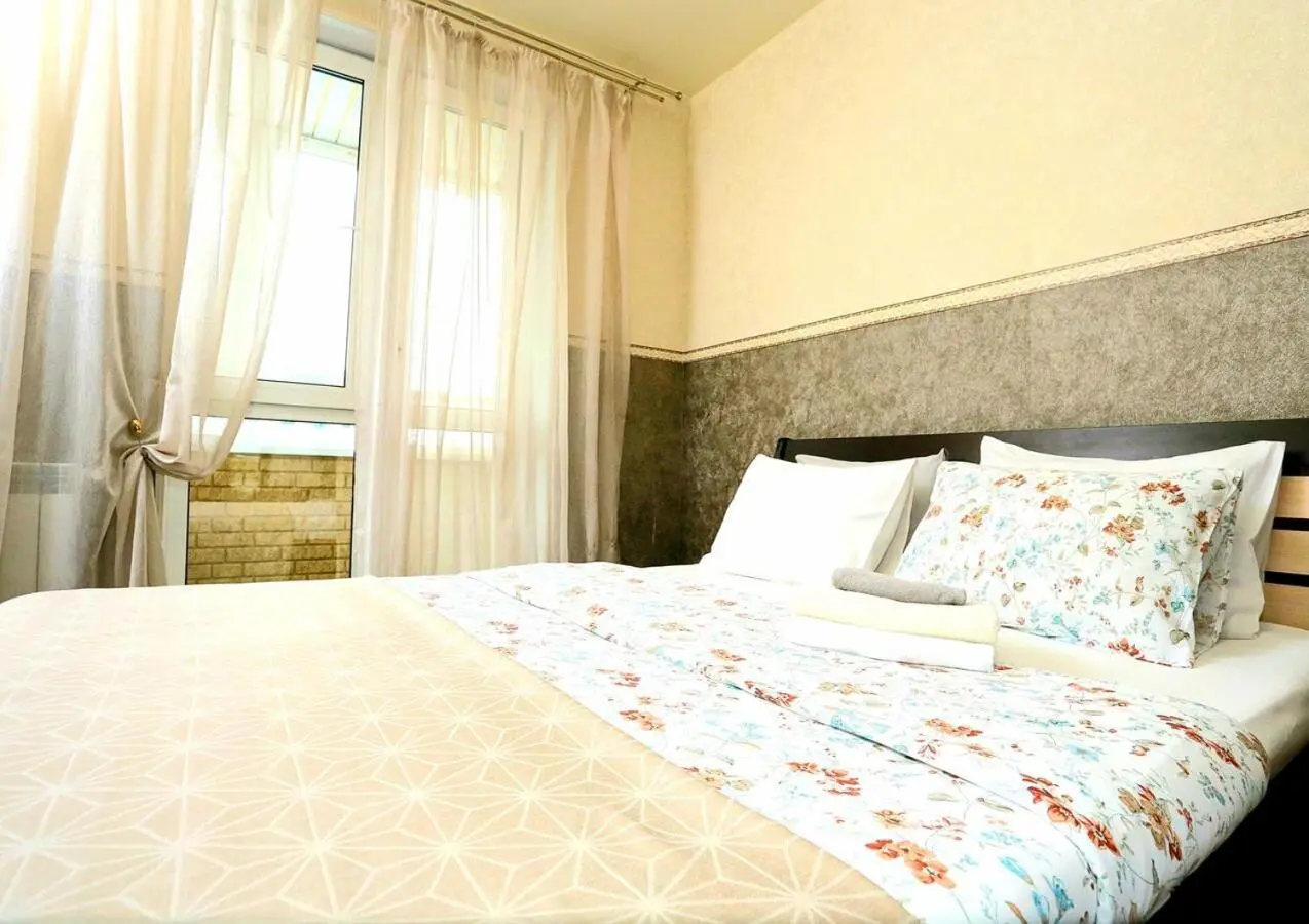 Омск: City Center Учебная 20