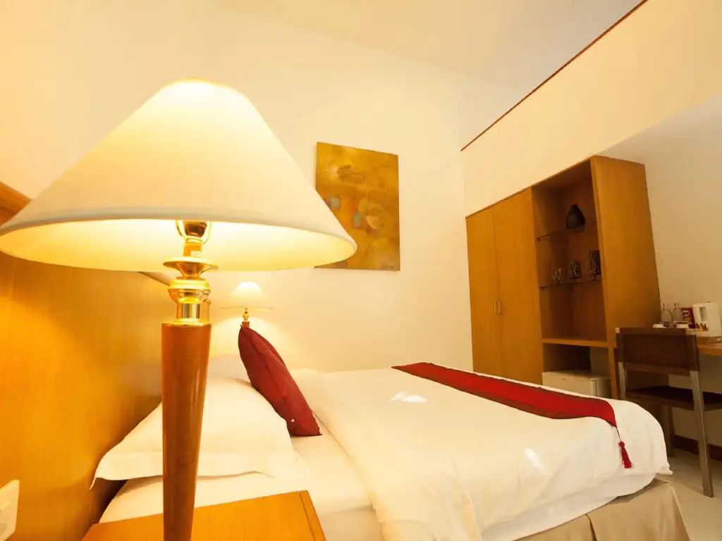 Хуахин: Nern Chalet Beachfront Hotel