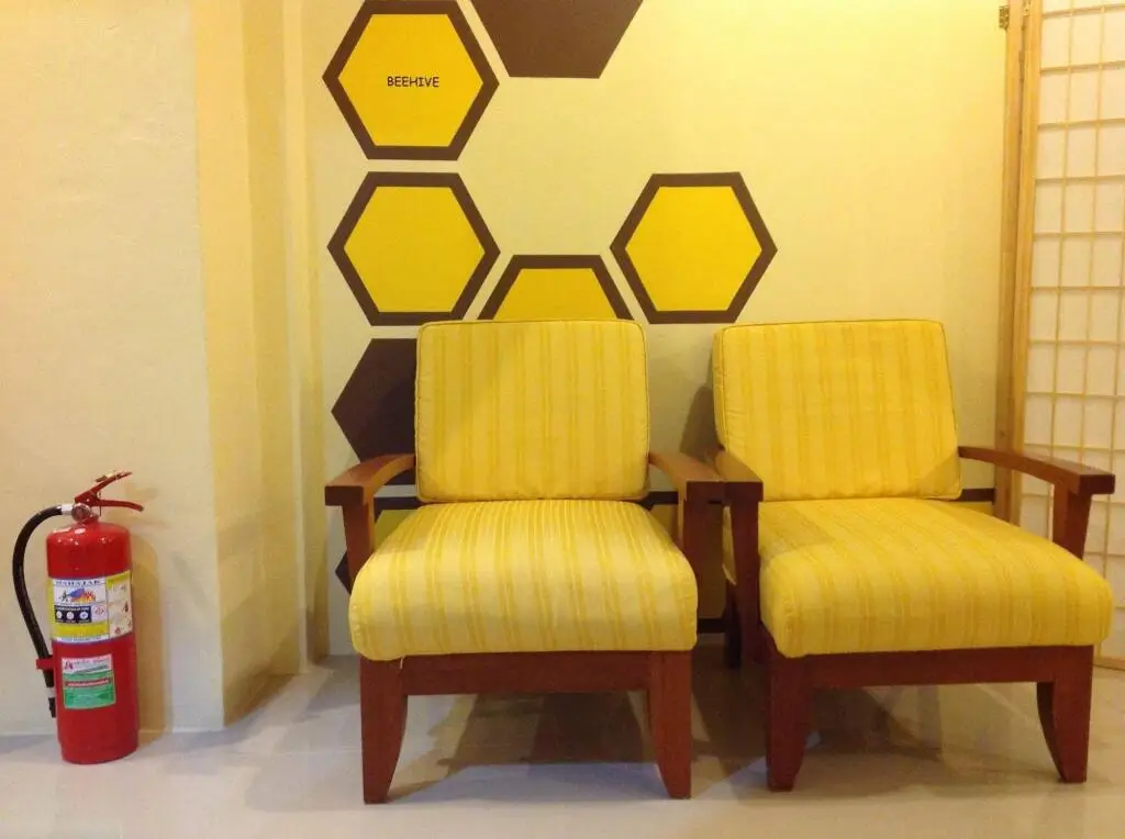 Кату: Beehive Patong Hostel