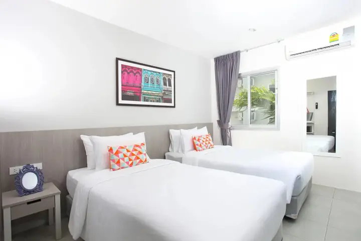 Пхукет: Отель Recenta Suite Phuket Suanluang
