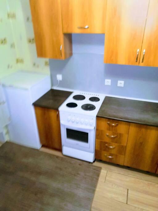 Омск: Апартаменты Чей Чемодан Левый берег