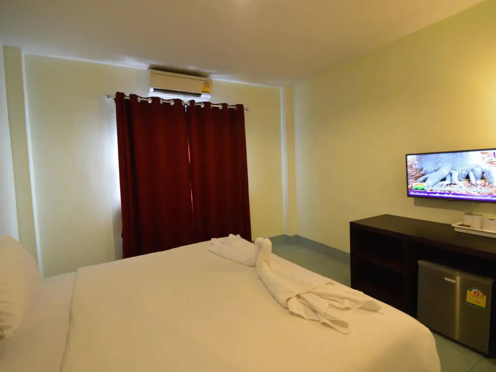 Кату: Paripas Express Hotel Patong