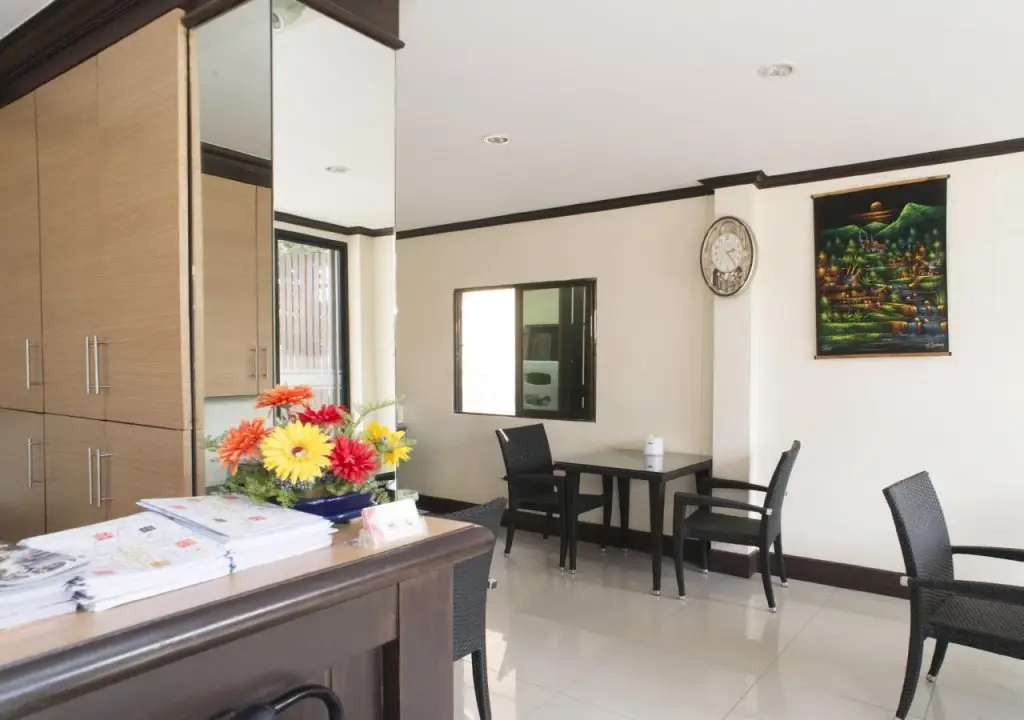 Кату: Paripas Express Hotel Patong