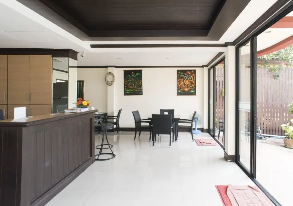 Кату: Paripas Express Hotel Patong