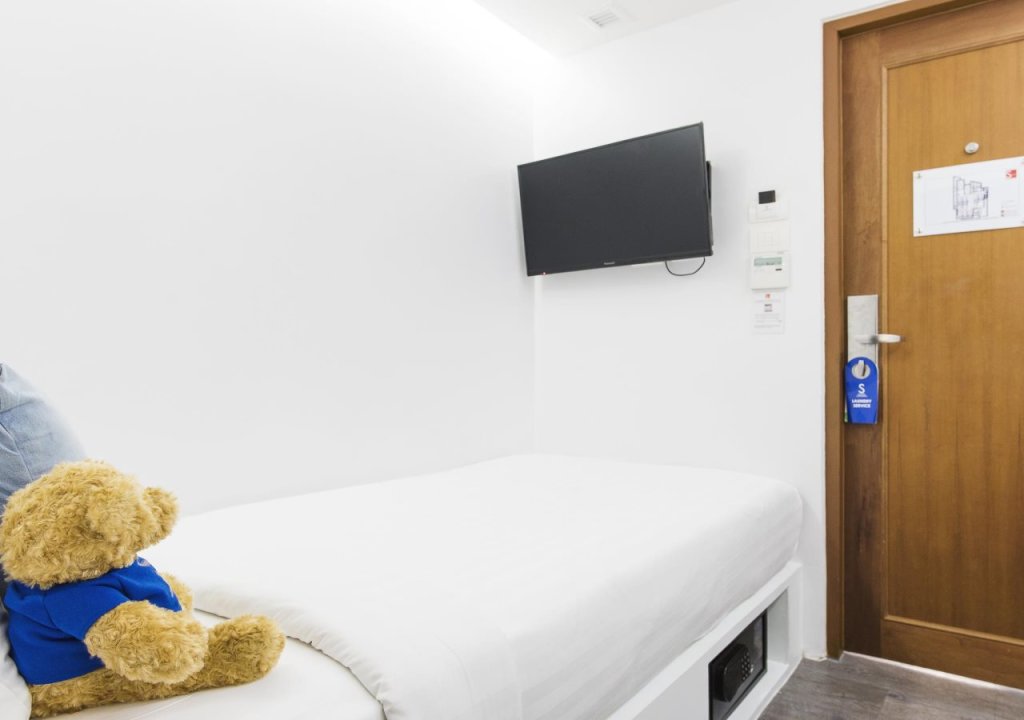 Бангкок: S Box Sukhumvit Hotel