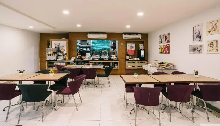 Кату: iCheck inn Residences Patong