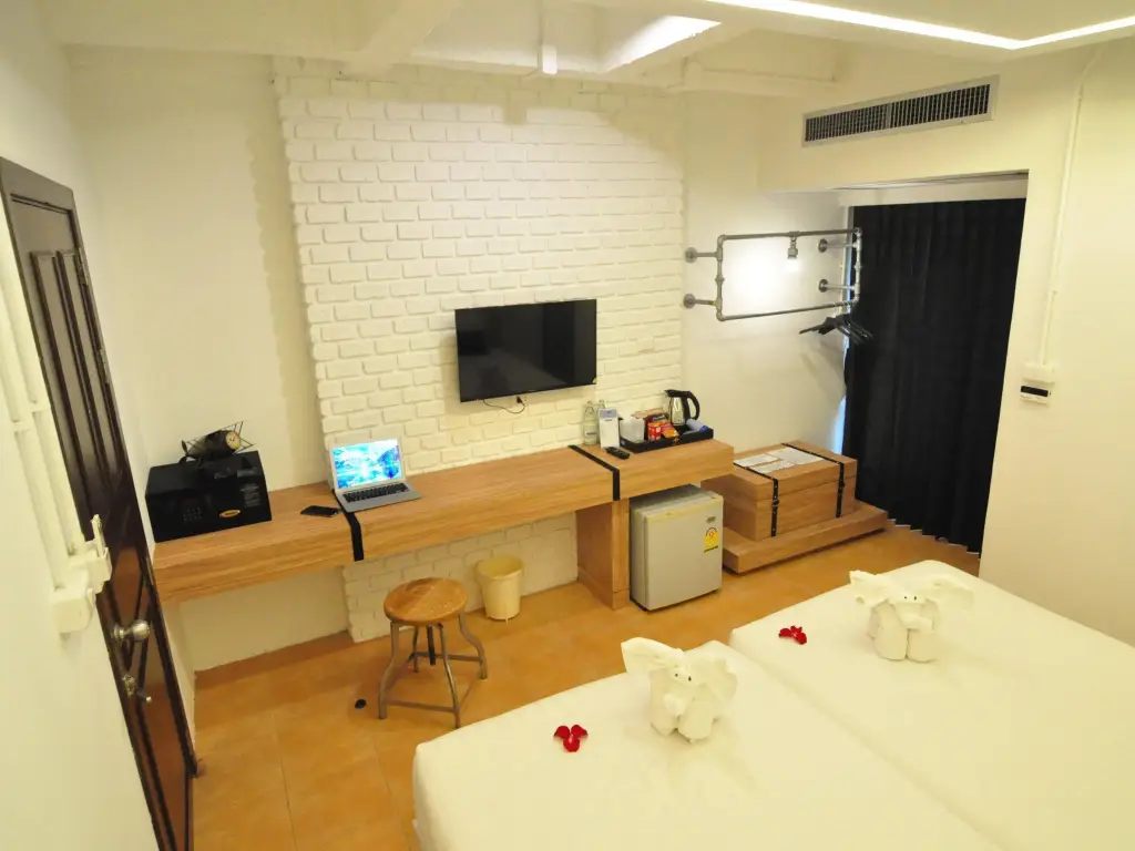 Кату: Forty Winks Phuket