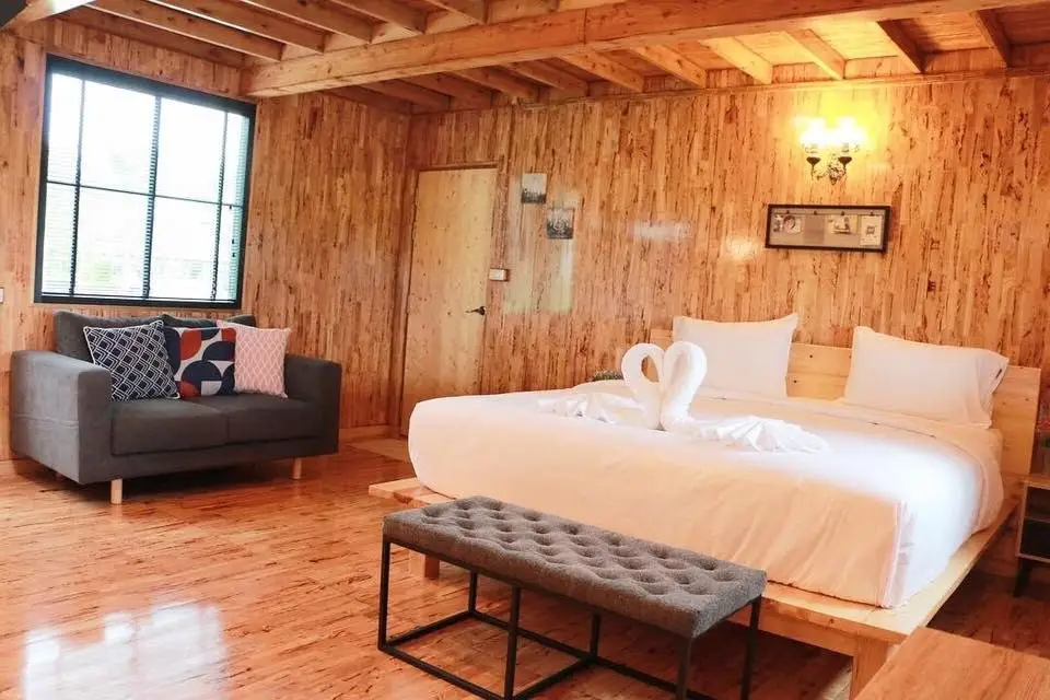 Чаам: Cha-am Fishing Inn and Resort
