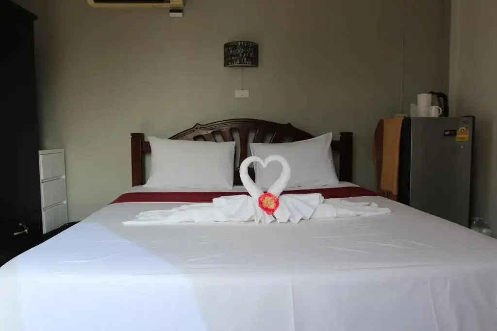 Муанг: Two Chefs Inn