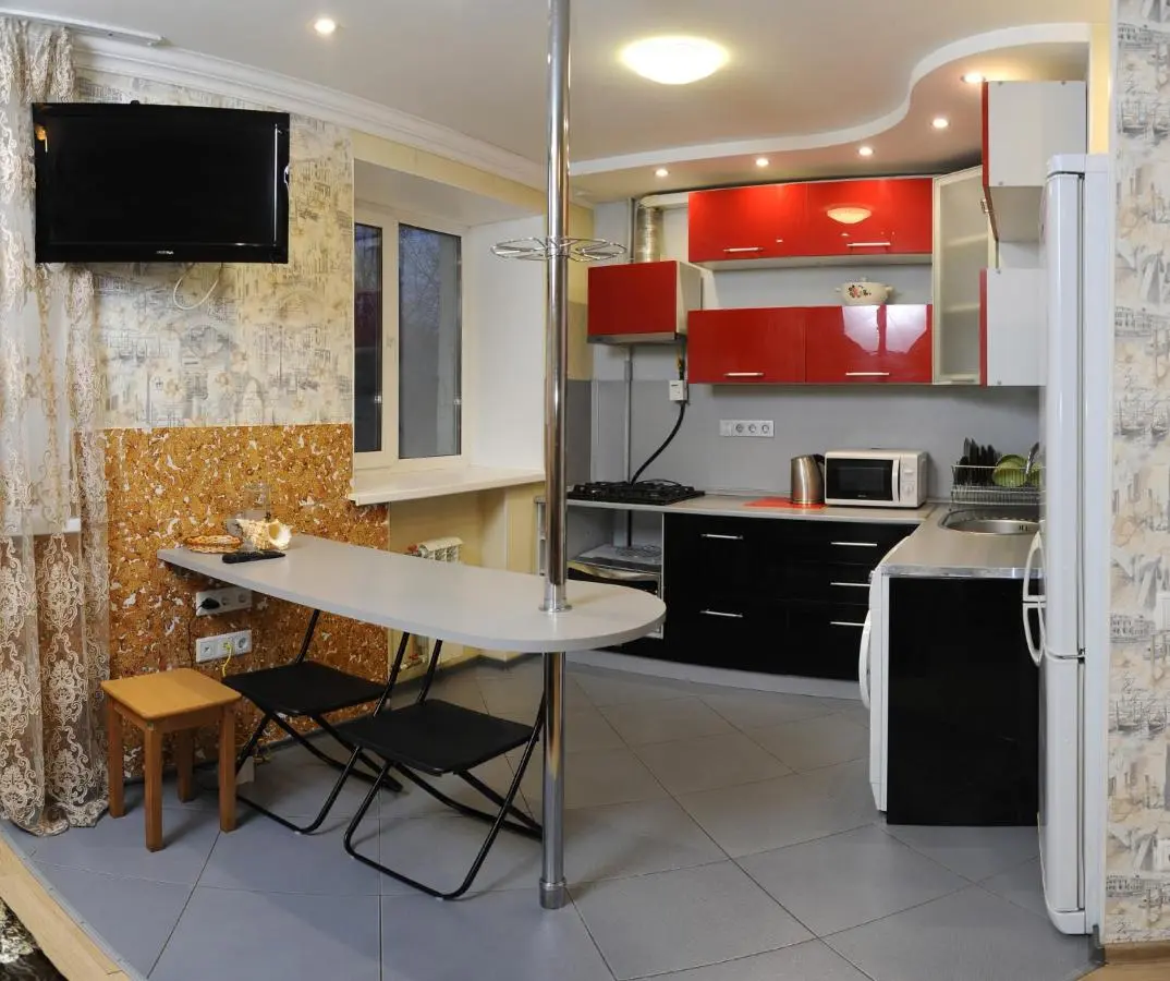 Омск: Omsk Sutki Apartments on Ilyicheva 6
