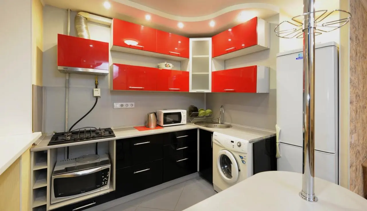 Омск: Omsk Sutki Apartments on Ilyicheva 6