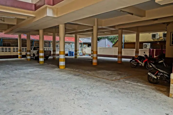 Паттайя: LEK Jomtien Hotel