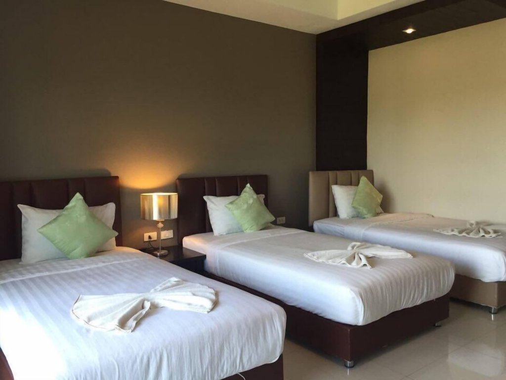 Мукдахан: Villa Thiwa Hotel