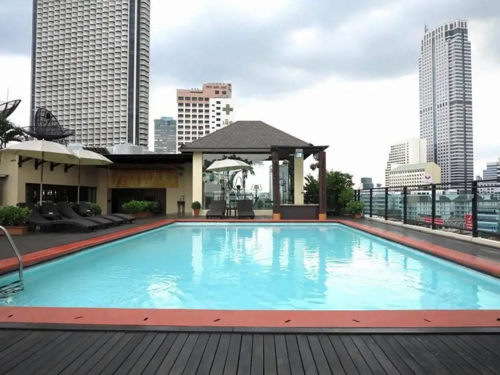 Бангкок: The Grand Sathorn
