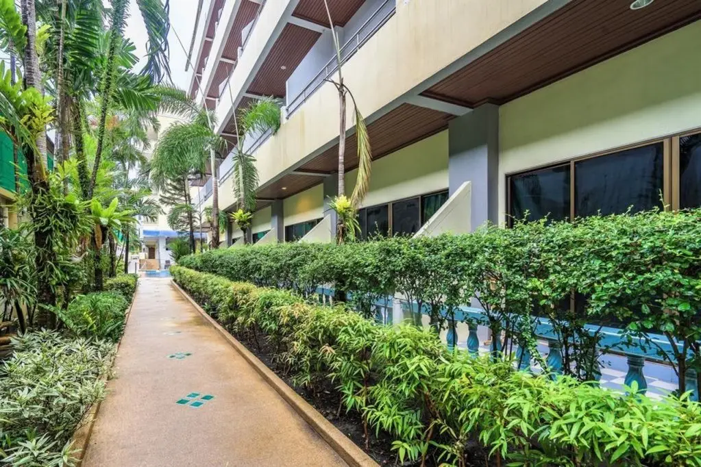 Кату: Patong Pearl Resortel
